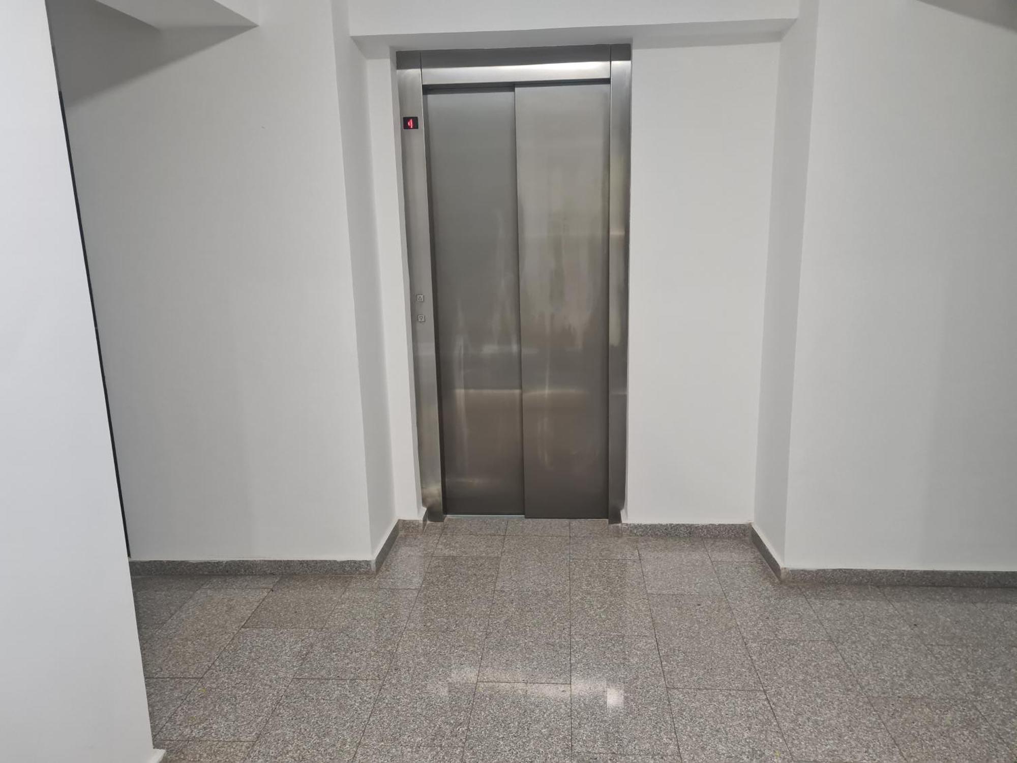 Mall Luxury Apartments Bacău Exterior photo
