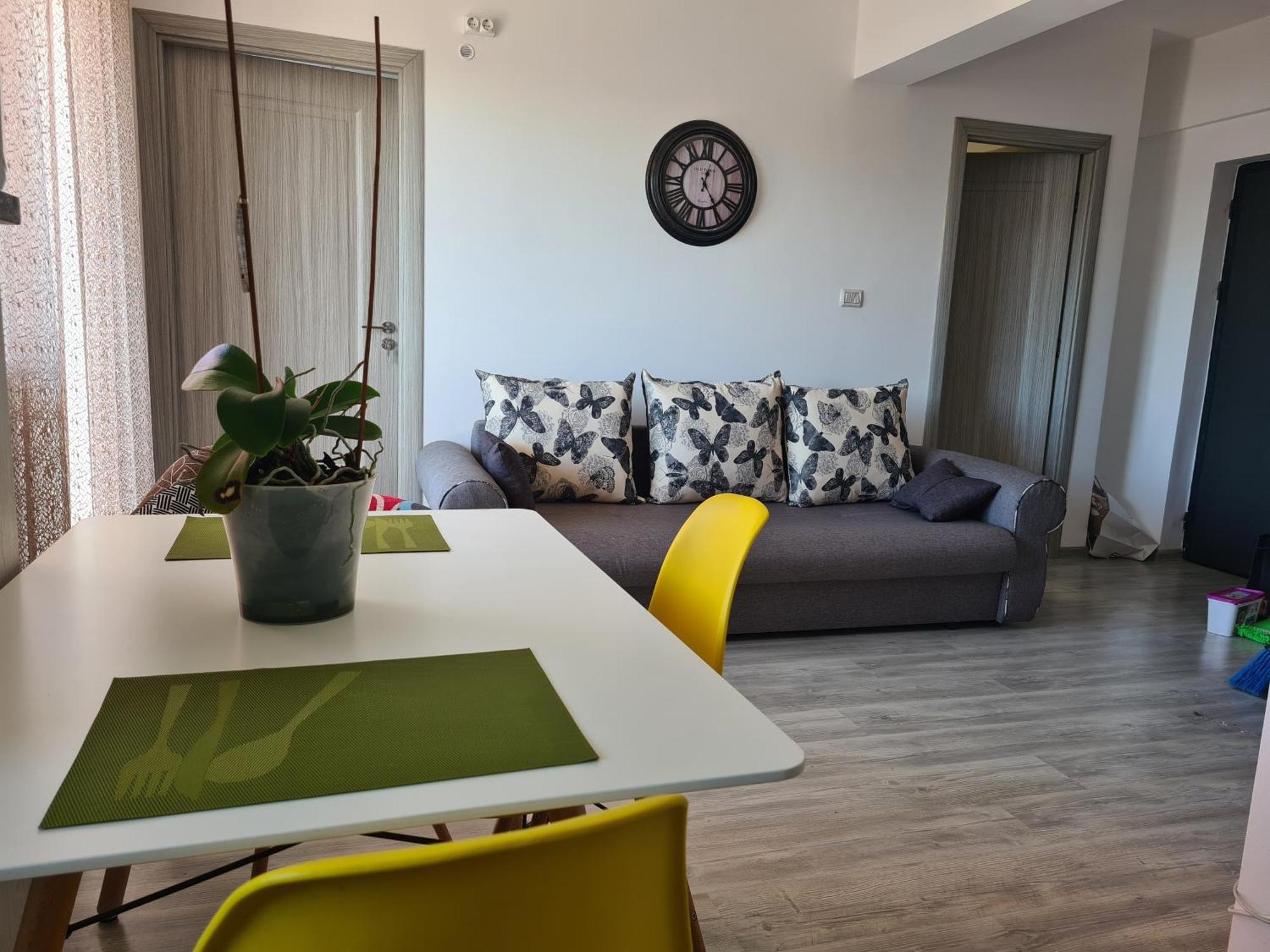 Mall Luxury Apartments Bacău Exterior photo
